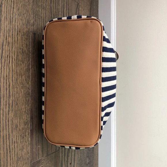 Rosetti tote with Wristlet - Picture 5 of 8